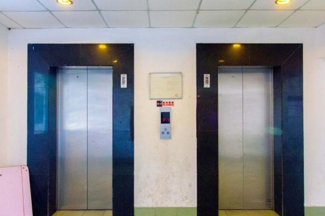 四方通訊大廈