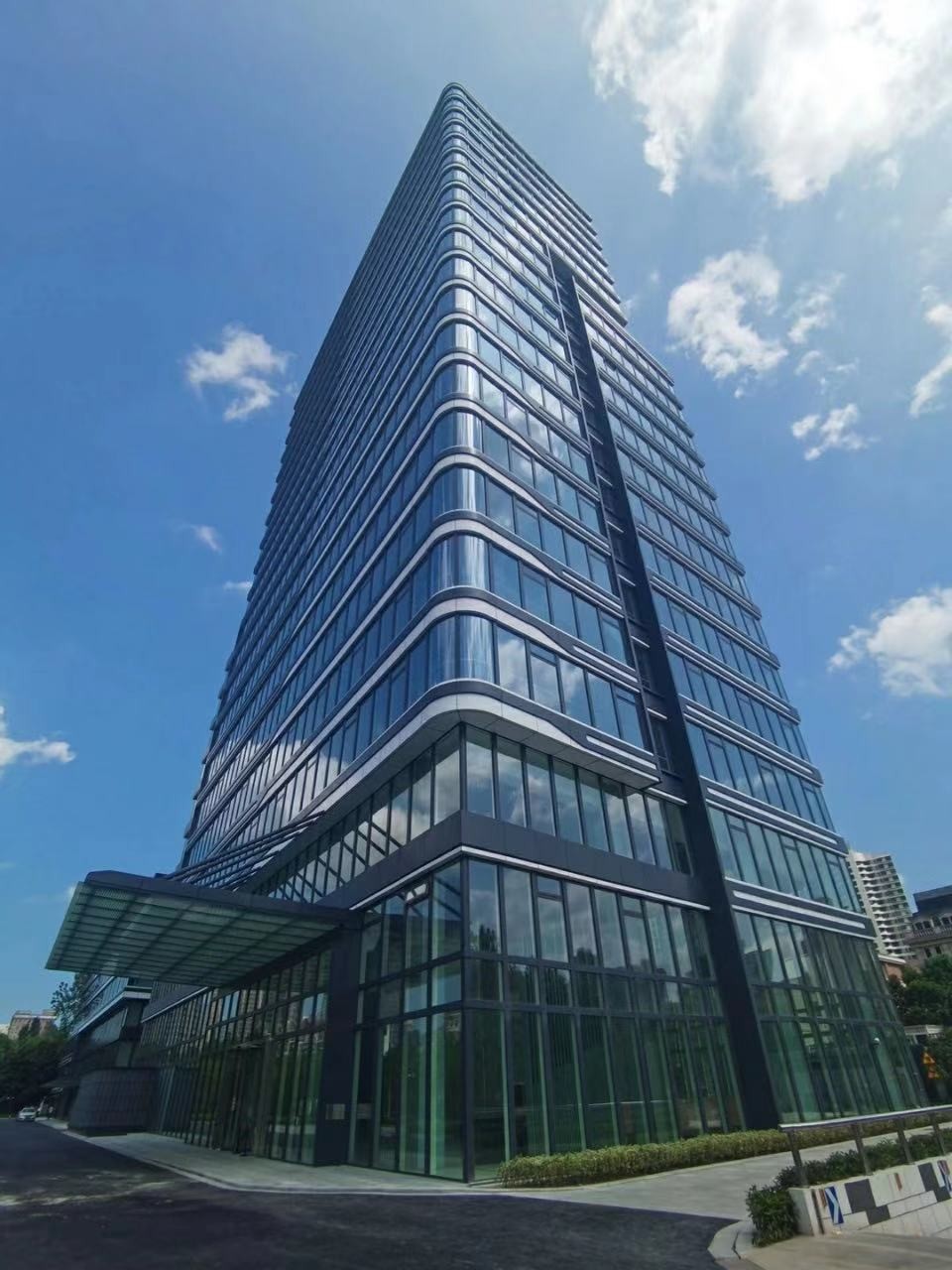 源深金融大廈1