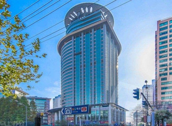 均瑤國際廣場