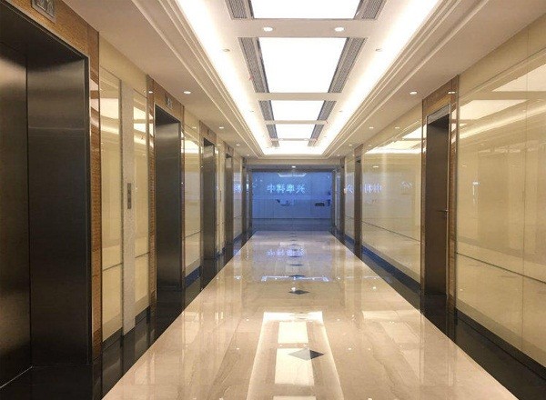 新虹橋中心大廈