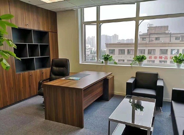 虹橋榮廣大廈