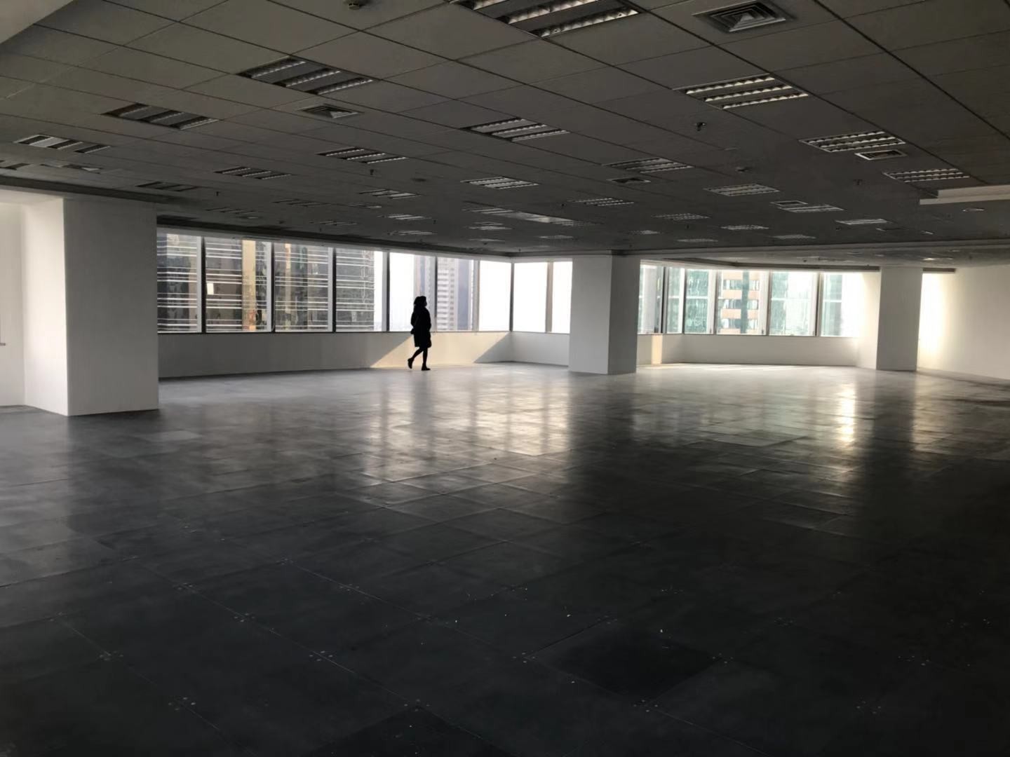 東方金融廣場
