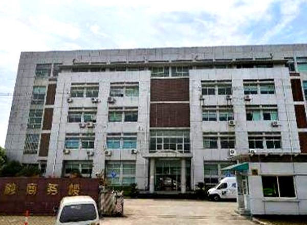 蓮融商務樓