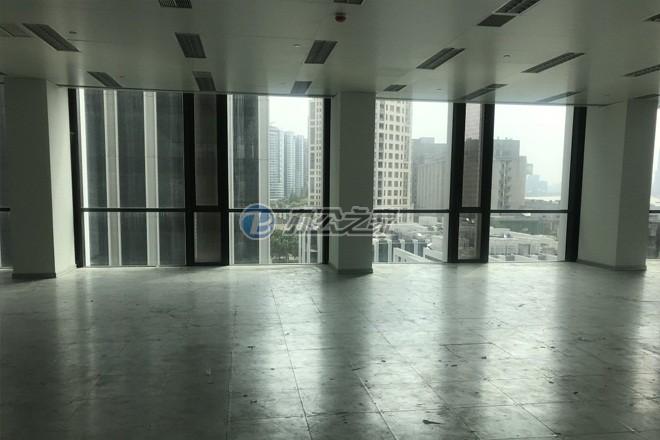 陸家嘴濱江中心