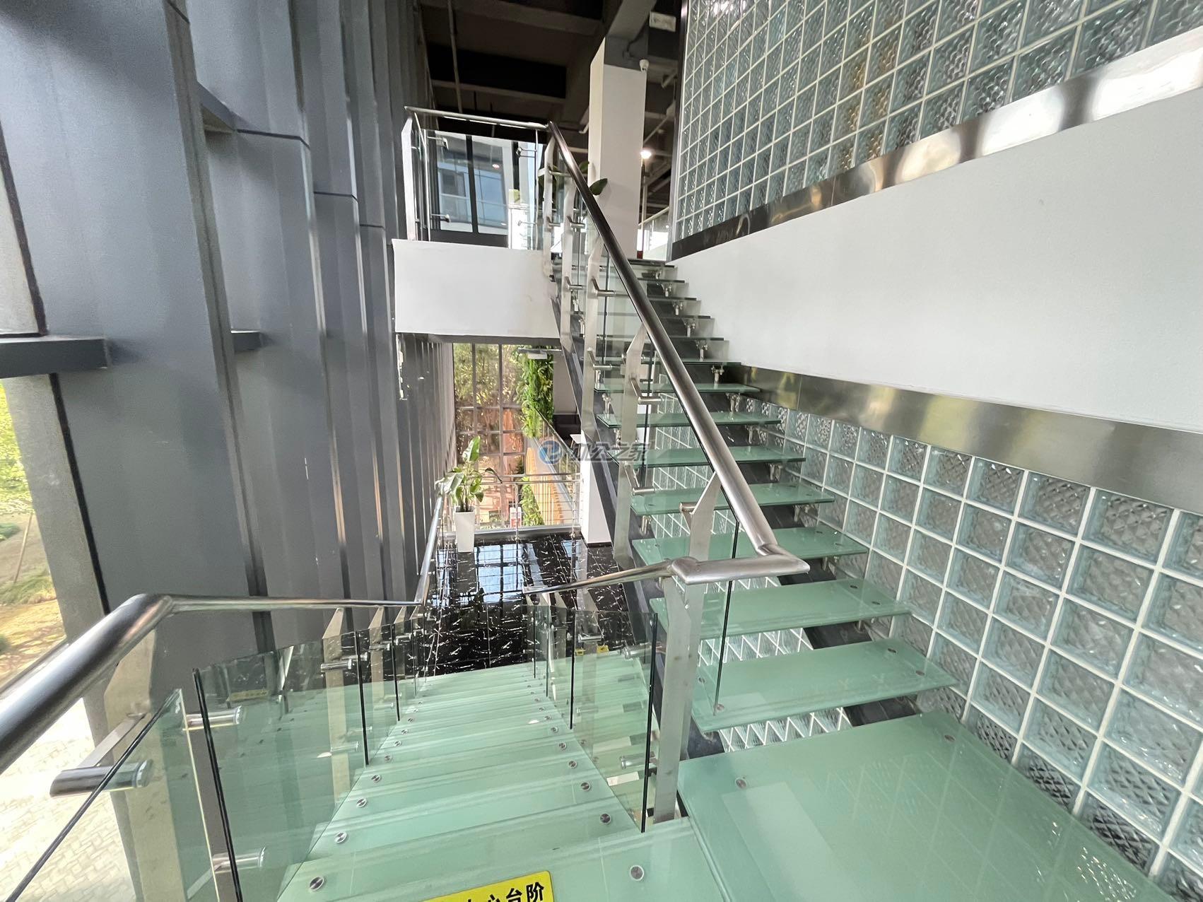 盛銀大廈
