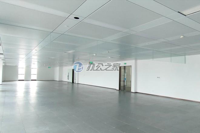 華泰金融大廈