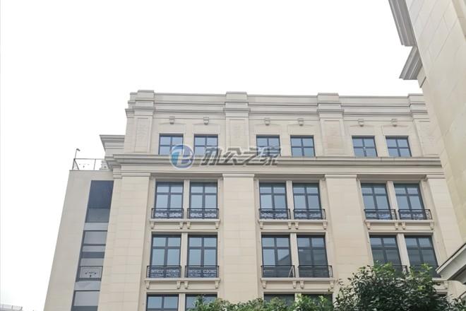 中房晶華