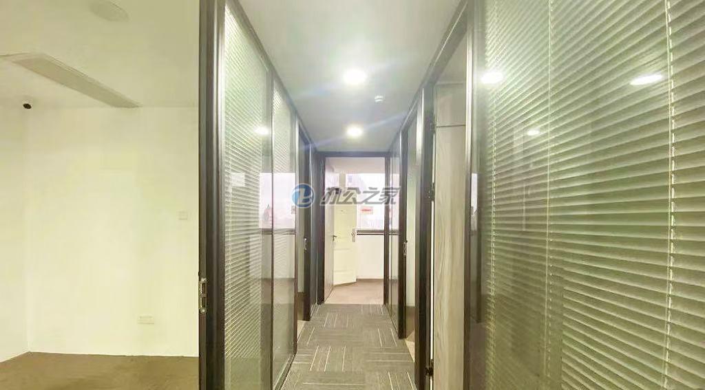 建工大廈